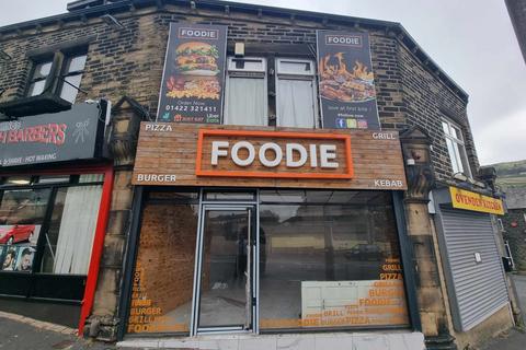 Retail property (high street) to rent, OVENDEN ROAD, HALIFAX, WEST YORKSHIRE