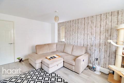 9 Cutler Close, Northampton, NN2 7EY