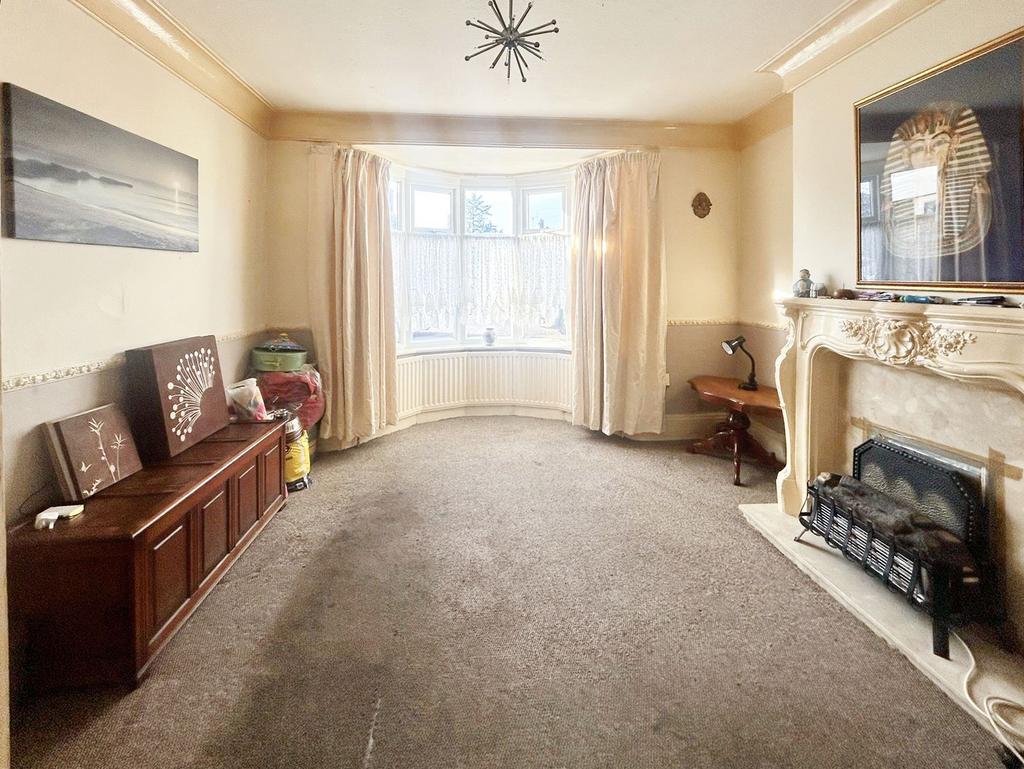 Cowpen Road, Blyth, Northumberland... 3 bed semidetached house £80,000