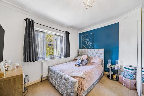 12 Magpie Hall Close, Bromley, BR2 8JQ