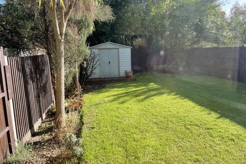 1 bedroom flat to rent, Treagore Road, Totton SO40