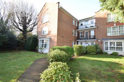 2 bedroom apartment to rent - Phyllis Court Drive, Henley-On-Thames