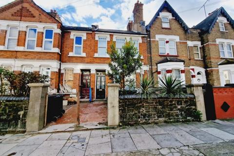 4 bedroom flat to rent, Crowland Road, Tottenham