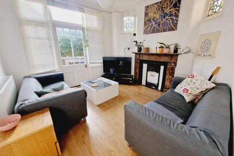 4 bedroom flat to rent, Crowland Road, Tottenham