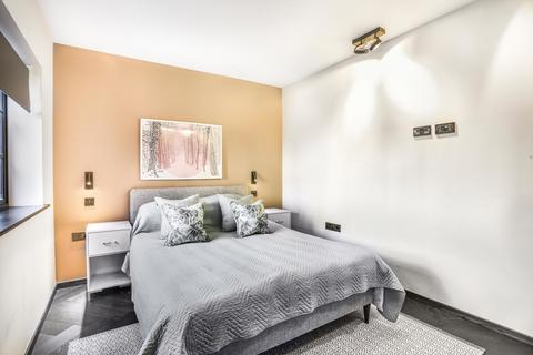 1 bedroom flat to rent, Poland Street, London, W1F