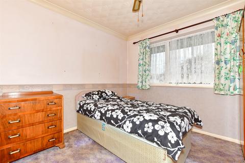2 bedroom detached bungalow for sale - Manston Road, Margate, Kent