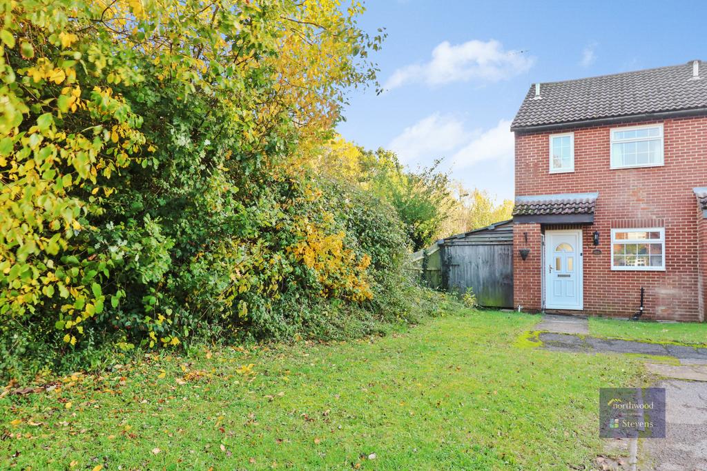 Manorfield, Singleton, Ashford, TN23 2 bed terraced house for sale £