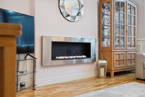 5 Canberra Court Braidpark Drive, Giffnock, Glasgow, G46 6NS