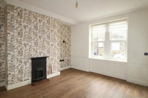 2 bedroom terraced house for sale, Malsis Crescent, Keighley, West Yorkshire, BD21 1RG