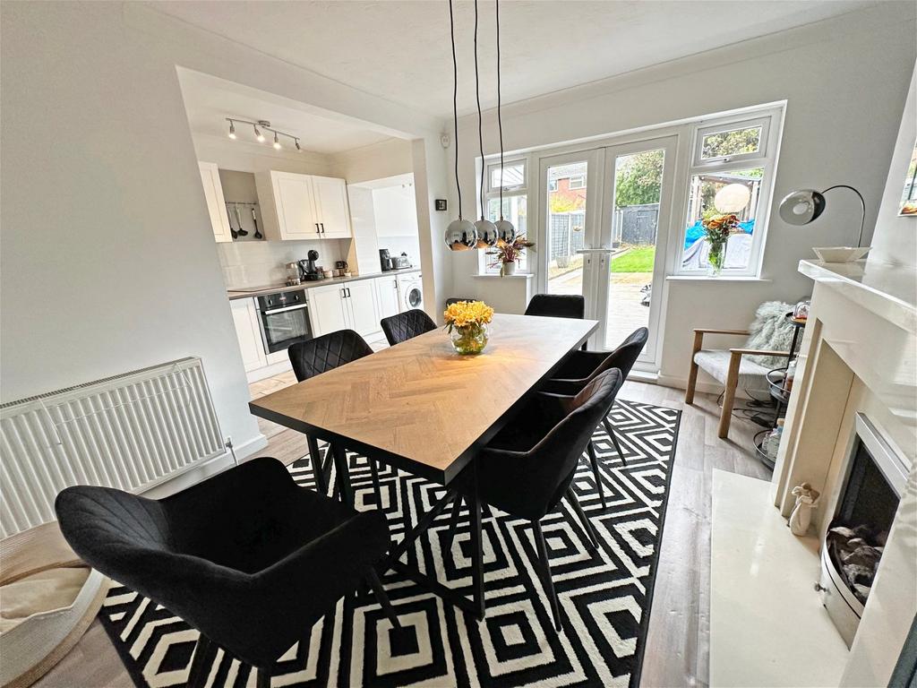 Benson Road, Kings Heath, B14 4PH 3 bed terraced house for sale £245,000