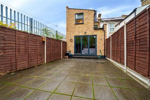 4 bedroom end of terrace house for sale, Almond Road, London, N17