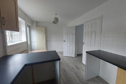 2 bedroom terraced house to rent, Foss Grove, HU8