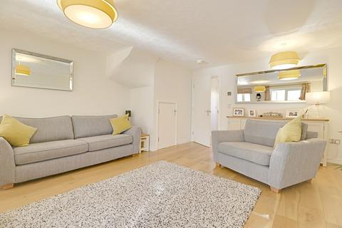 40 Oceana Crescent, Beggarwood, Basingstoke, RG22 4FE