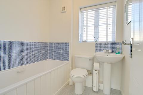 40 Oceana Crescent, Beggarwood, Basingstoke, RG22 4FE
