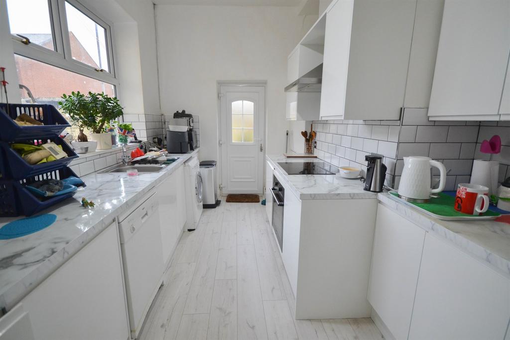 Featherstone Street, Roker 5 bed terraced house for sale £265,000