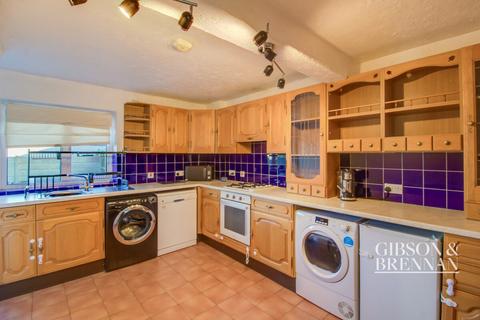 23 Chittock Mead, Basildon, SS14 1RW