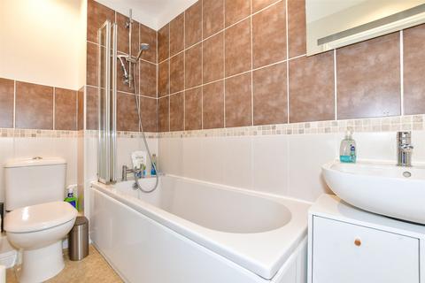118 Ardent Road, Whitfield, Dover, CT16 2GH