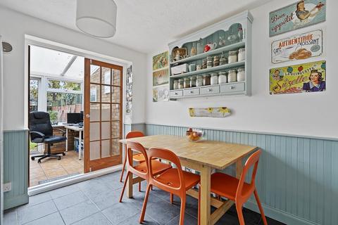 12 Calbourne, Netley Abbey, Southampton, SO31 5GS