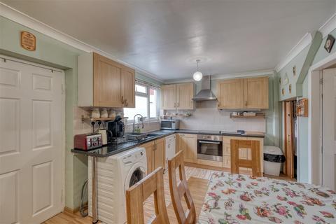 42 Arthur Street, Lakeside, Redditch, B98 8LD