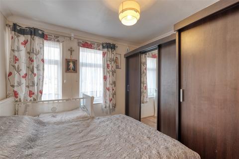 42 Arthur Street, Lakeside, Redditch, B98 8LD