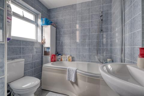 42 Arthur Street, Lakeside, Redditch, B98 8LD