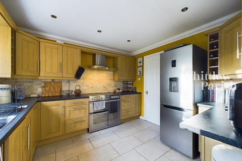 8 Smiths Close, Dickleburgh, Diss, IP21 4PY