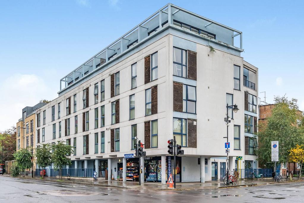 Downham Road, Islington, London, N1 1 bed flat for sale £475,000