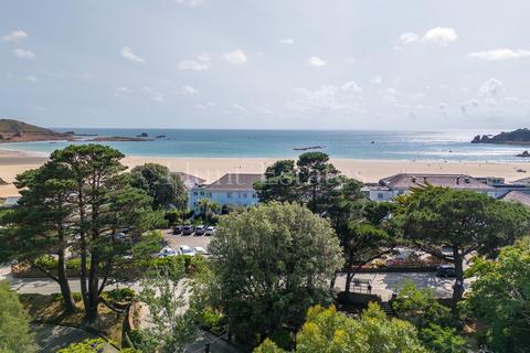 3 bedroom flat to rent, Le Mont Gras D'eau, St. Brelade, Jersey. JE3 8ED