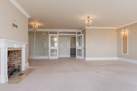 3 bedroom flat to rent, Le Mont Gras D'eau, St. Brelade, Jersey. JE3 8ED