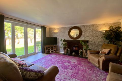 3 bedroom bungalow for sale, Tower Close, Pevensey, East Sussex, BN24