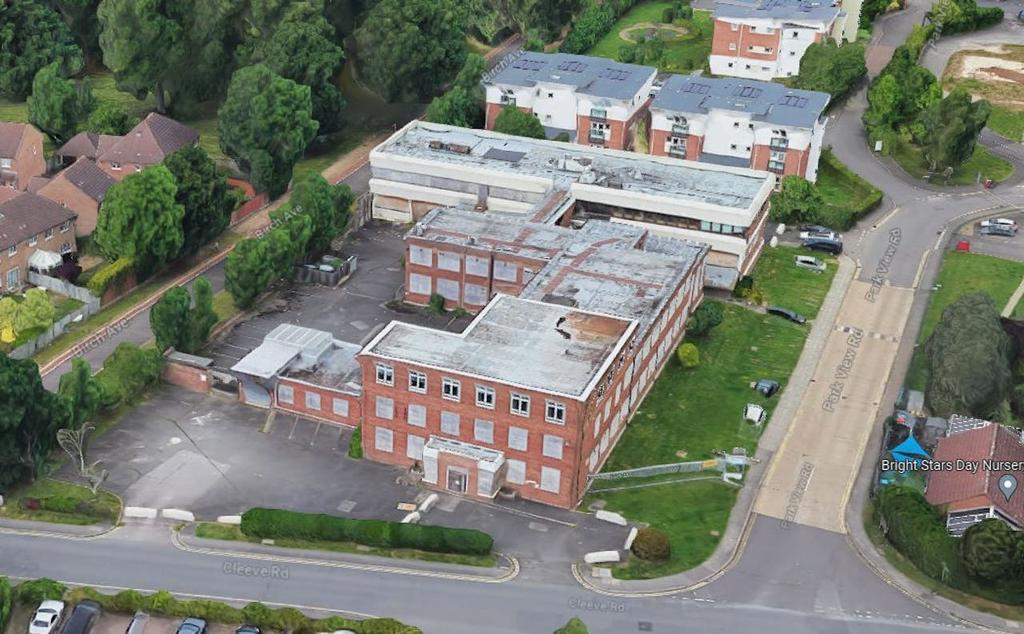 Stokes House, Cleeve Road, Leatherhead, Surrey, KT22 7SA Office for