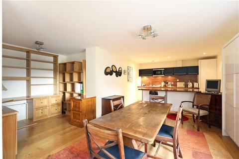 2 bedroom flat for sale, The Downs, Wimbledon, SW20