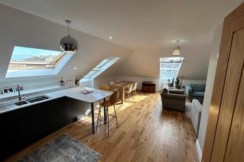 4 bedroom penthouse for sale - Timber Bush, The Shore, Edinburgh, EH6