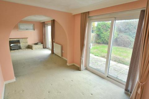 3 bedroom detached bungalow for sale, Martindale Avenue, Colehill, Dorset, BH21 2LE