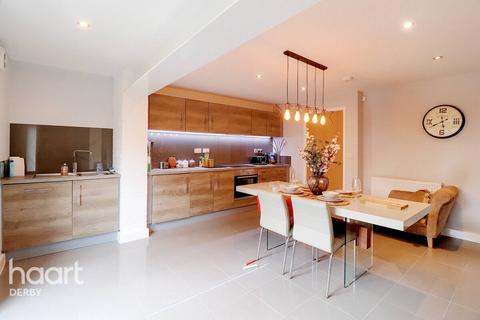 11 Bexley Close, Derby, DE22 4NT