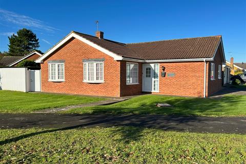 3 bedroom detached bungalow for sale, Sea Lane, Sandilands, Mablethorpe, Lincolnshire, LN12 2RA