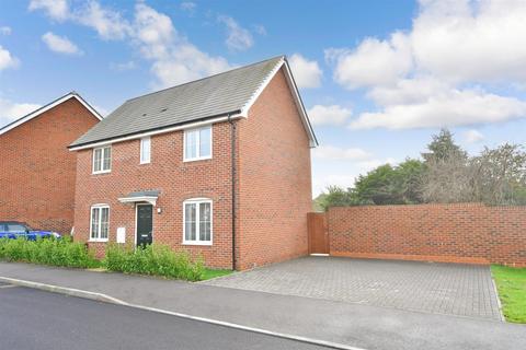 3 bedroom detached house for sale - Riggs Lane, Chichester, West Sussex
