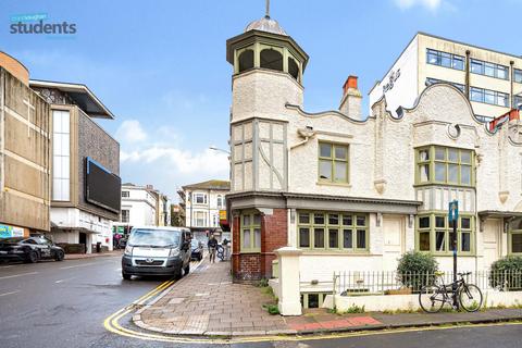 3 bedroom flat to rent, Frederick Street, East Sussex BN1