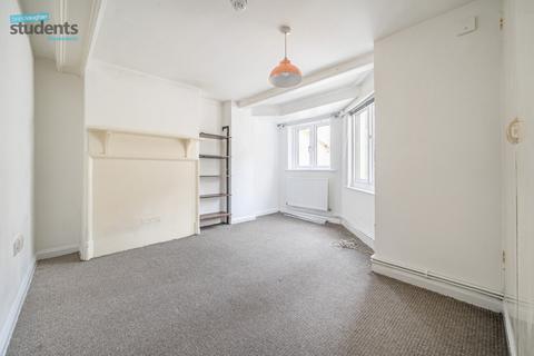 3 bedroom flat to rent, Frederick Street, East Sussex BN1
