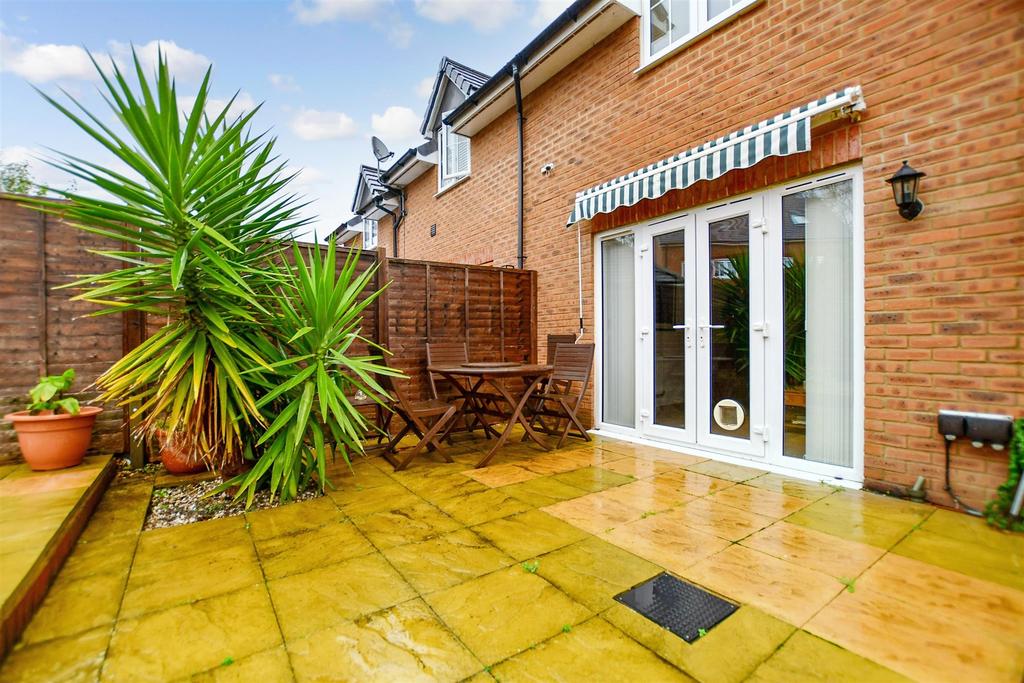Norman Place, Sholden, Deal, Kent 2 bed end of terrace house for sale