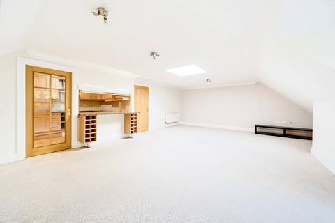 2 bedroom flat to rent - Gally Hill Road, Church Crookham GU52
