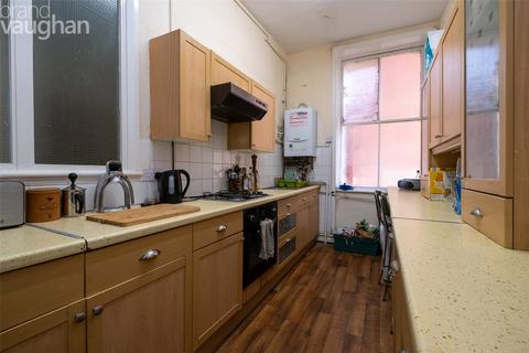 3 bedroom flat to rent, Kings Road, East Sussex BN1