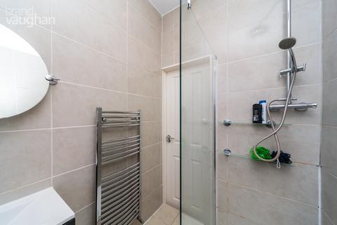 2 bedroom maisonette to rent, Terminus Road, Brighton BN1