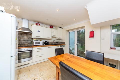 4 bedroom terraced house to rent, Park Crescent Road, Brighton BN2