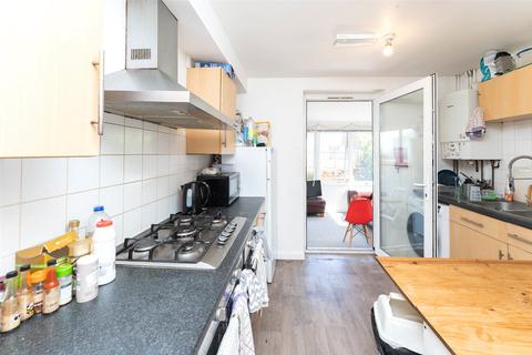 7 bedroom terraced house to rent, Agnes Street, Brighton BN2