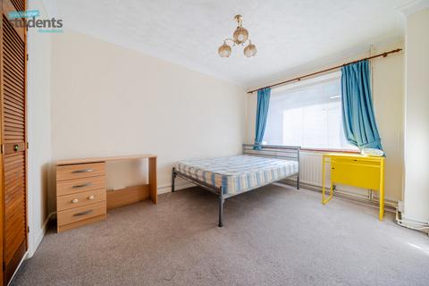 undefined, Heath Hill Avenue, Brighton BN2