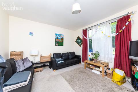 4 bedroom terraced house to rent, Coombe Road, Brighton BN2