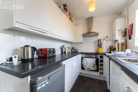 4 bedroom end of terrace house to rent, Crayford Road, Brighton BN2