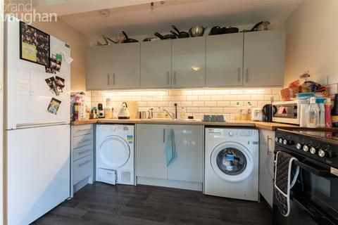 6 bedroom semi-detached house to rent, Twyford Road, Brighton BN1