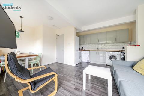 6 bedroom semi-detached house to rent, Twyford Road, Brighton BN1